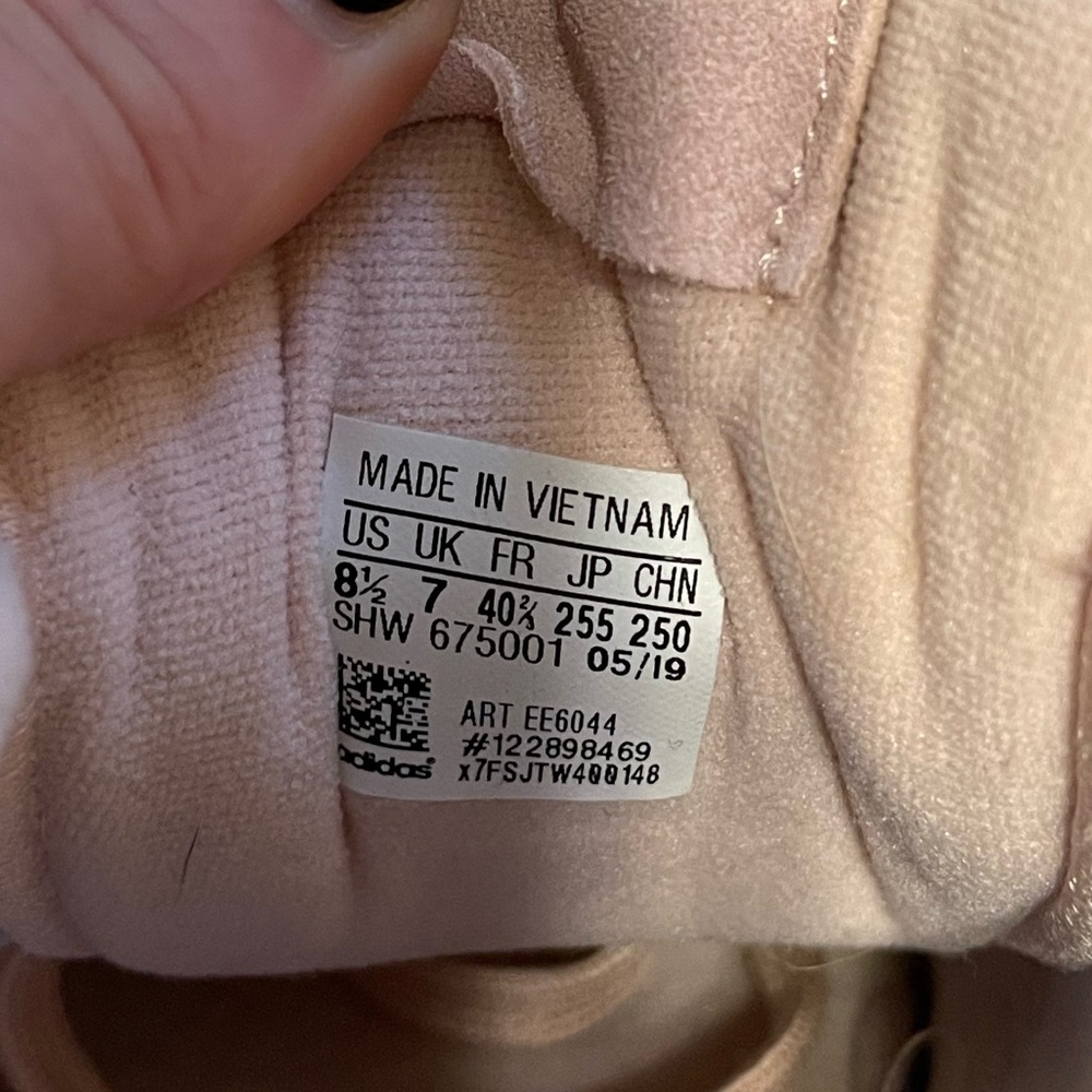 Adidas - Picture 4 of 4